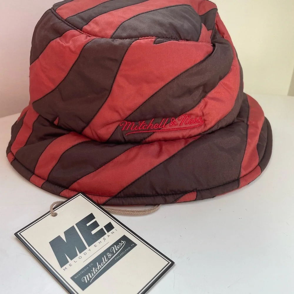 NWT Mitchell & Ness Black Philadelphia 76ers Bucket Hat - Picture 5 of 11